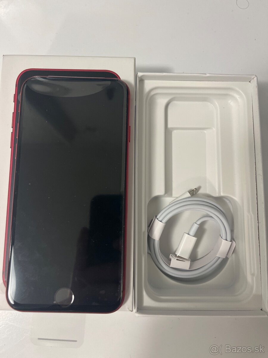 Apple iPhone SE 2020 256GB 100% Zdravie batérie