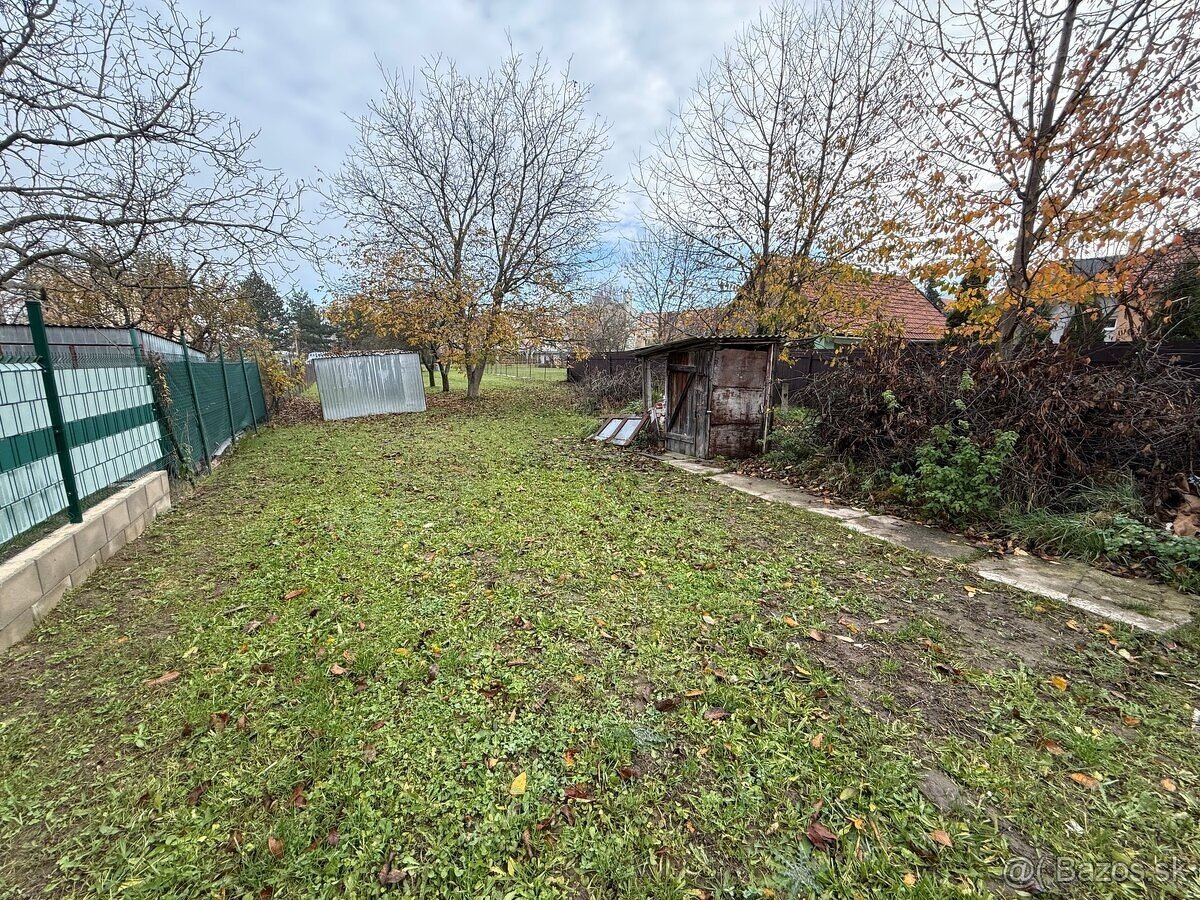 700 m2 POZEMOK LEHOTA