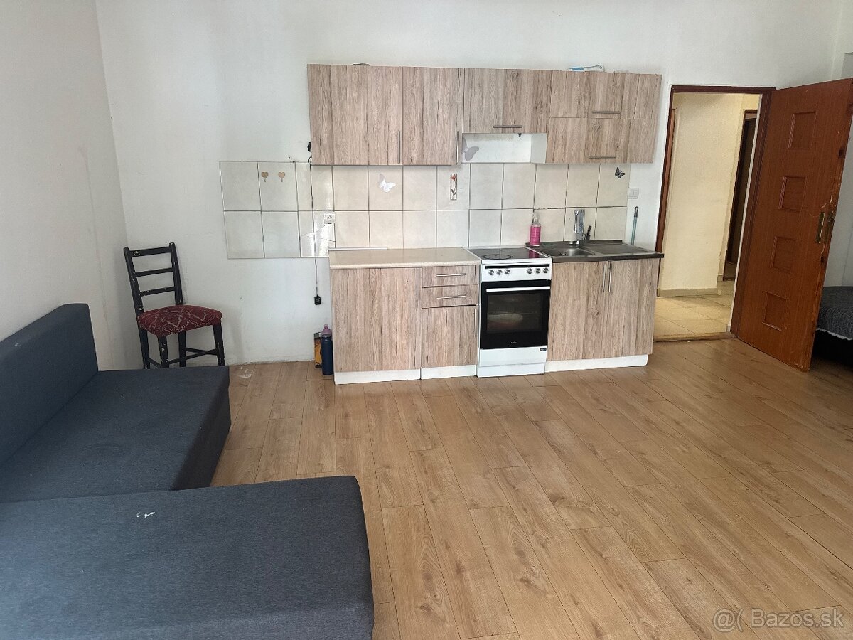 byt 1 izbový Prievidza zapotočky 45m2