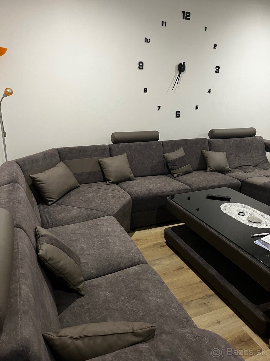 Predám gauč zo stolom