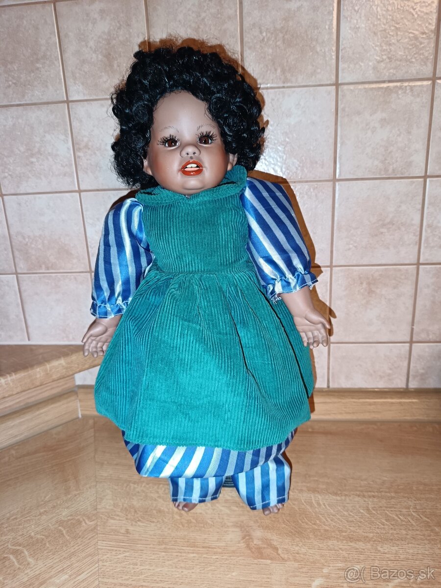 Porcelánová bábika 3...