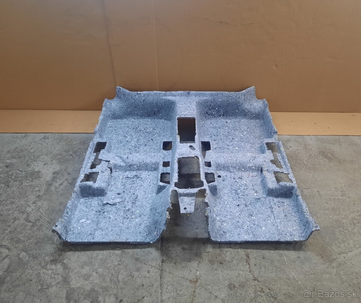 izolácia podlahy VW Passat B8, Tiguan