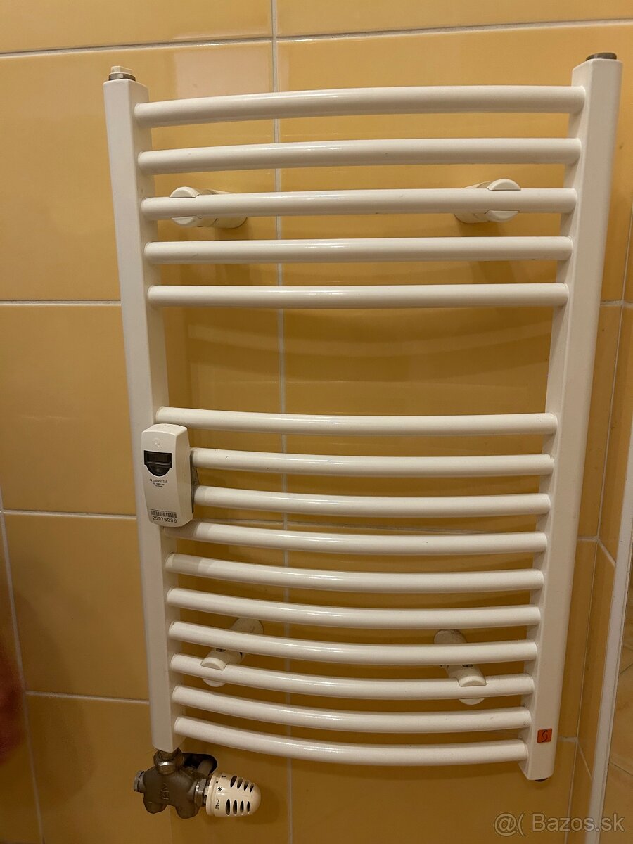 Závesný radiátor do kúpeľne