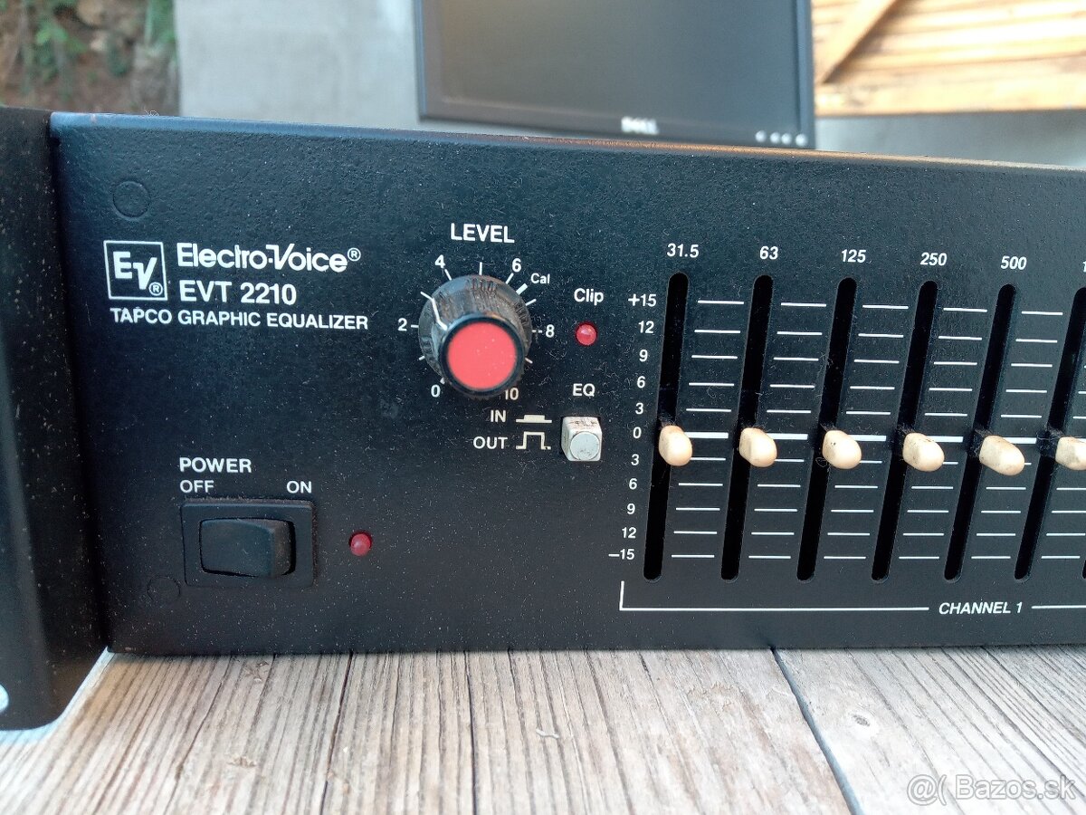 Electro Voice EVT 2210