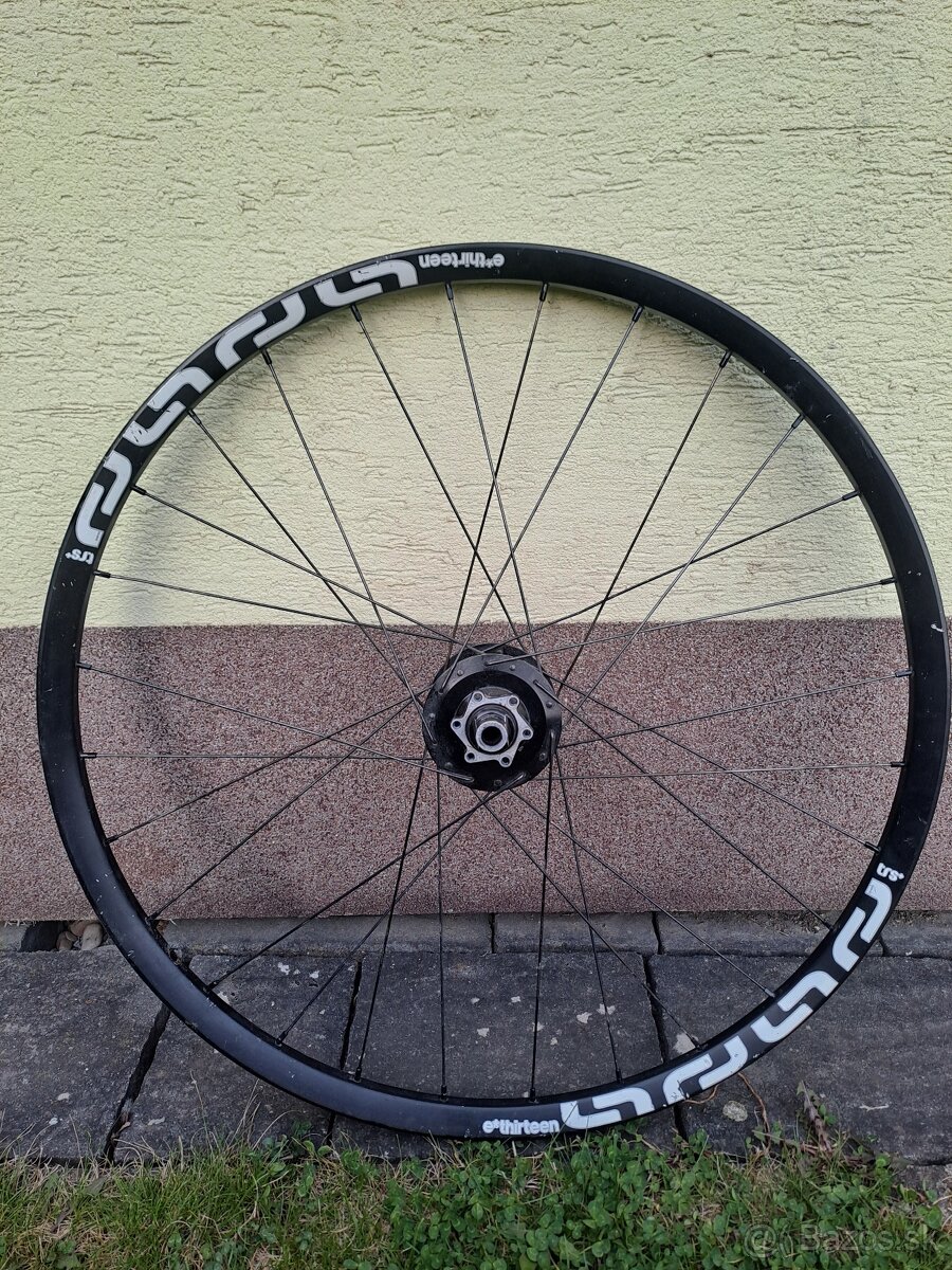 koleso E thirteen 142x12mm 27.5