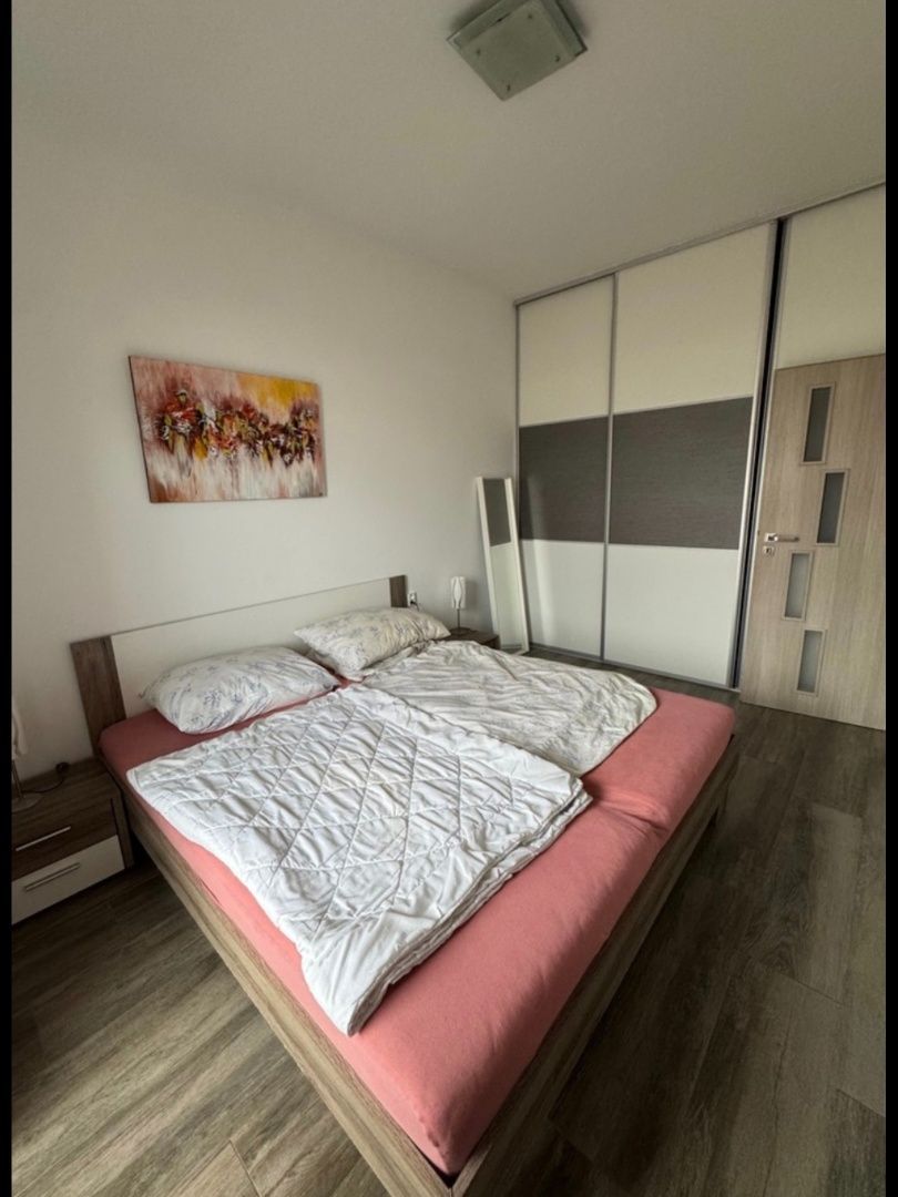 Na prenájom 2i byt v Senci
