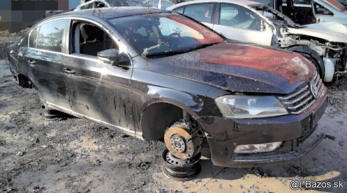 Volkswagen Passat B7 1.6 TDI 2011 predám DVERE, 03L906023FS