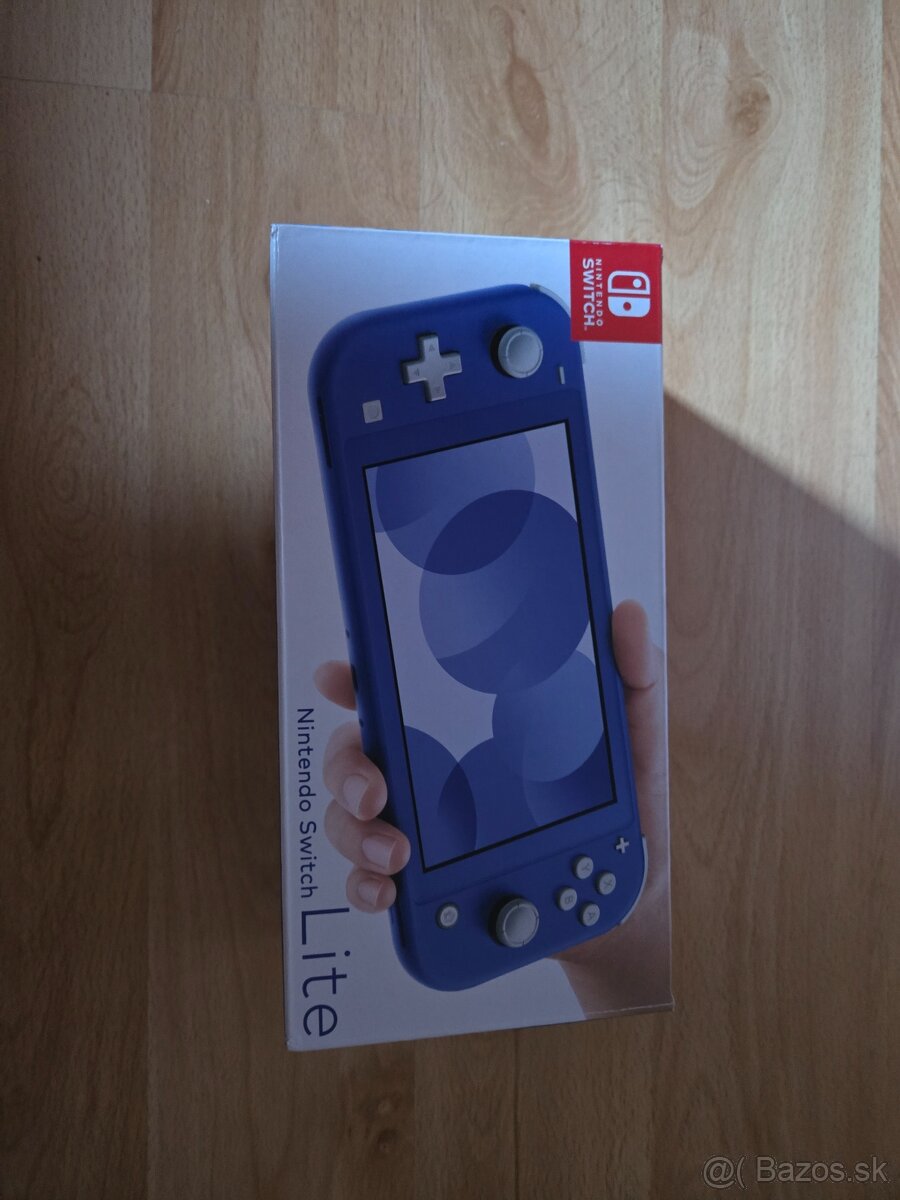 Nintendo Switch Lite – modrá farba, ako nový, v záruke