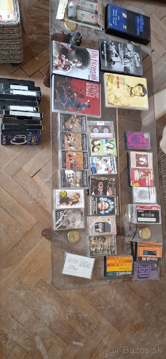 Predám darujem vymením VHS aj Magnetofonove kazety