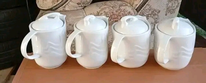 Porcelán Made In Czechoslovakia 100 kusov