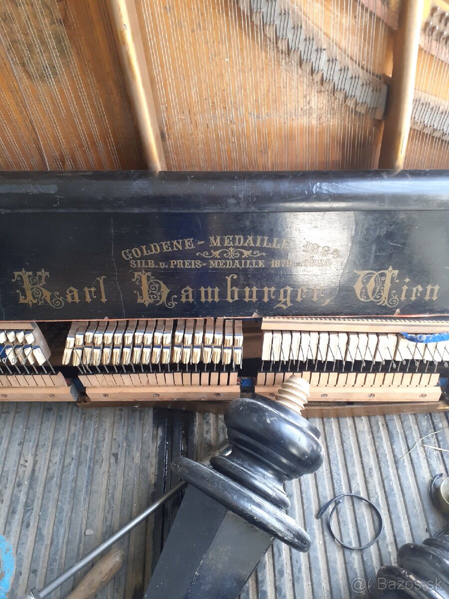 Predám diely na piano cenu ponúknite