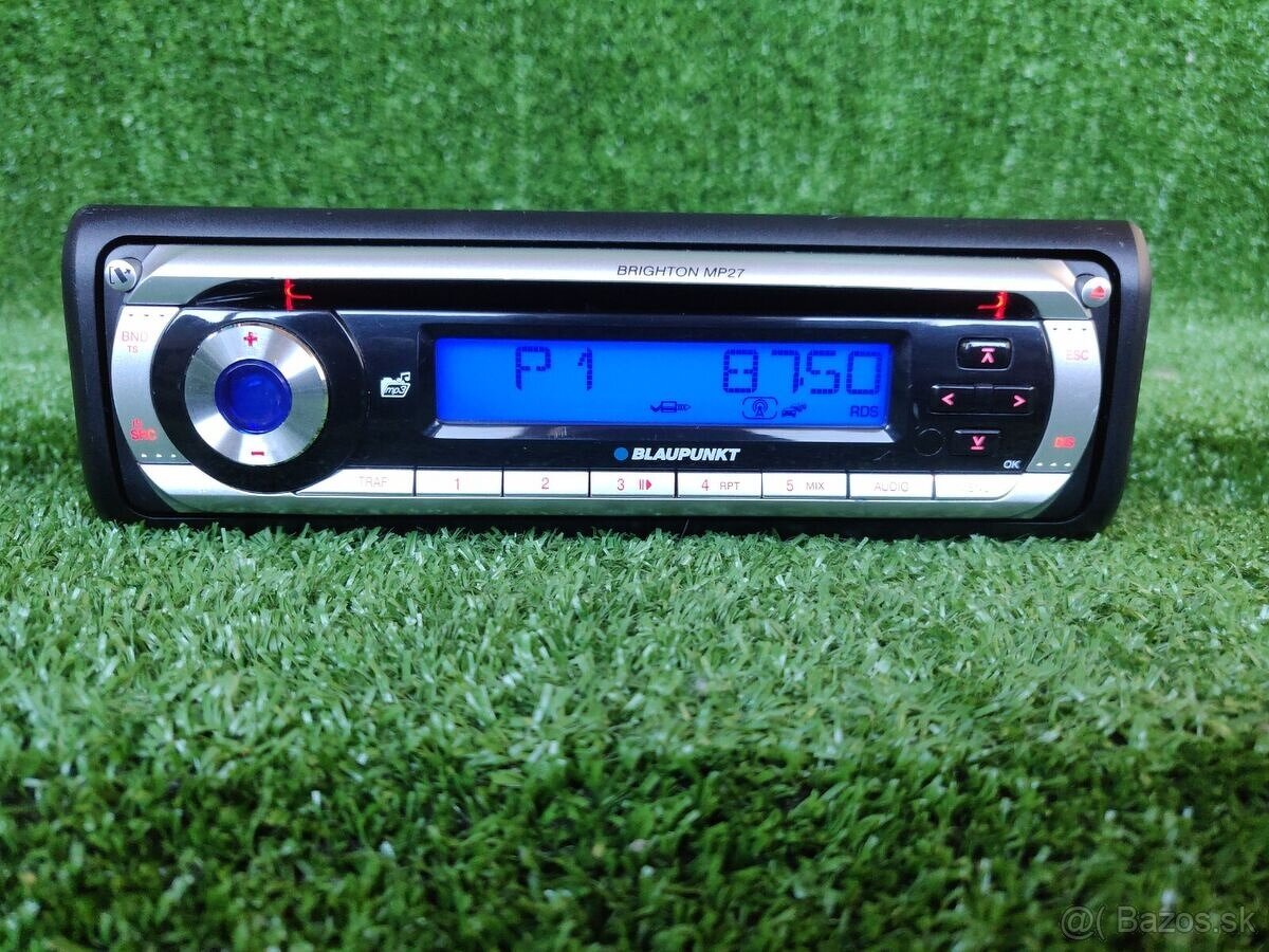 Auto radio Blaupunkt ma modre podsvietenie