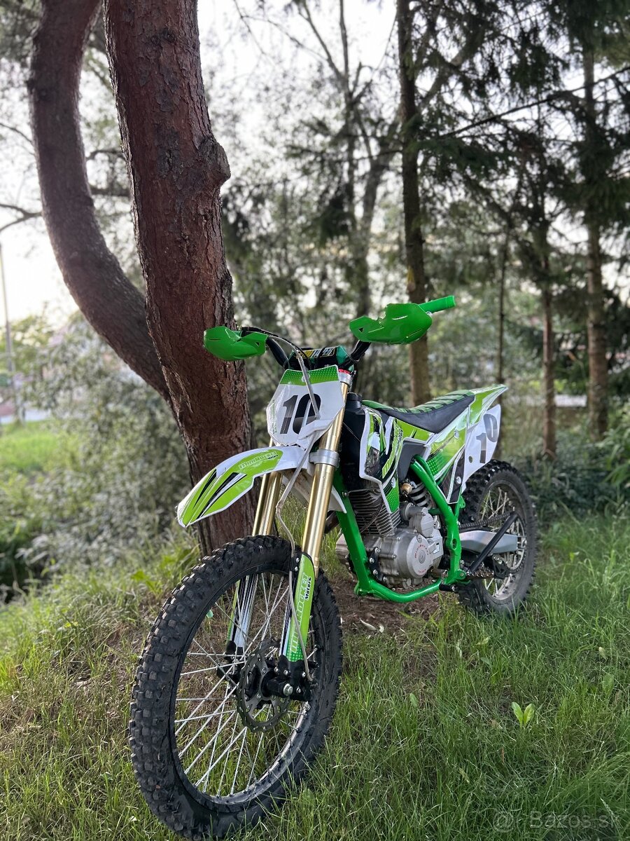 Minirocket Pitrock 250