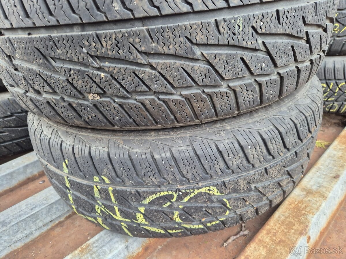 Predam zimne pneu 2x 195/65R15 Matador