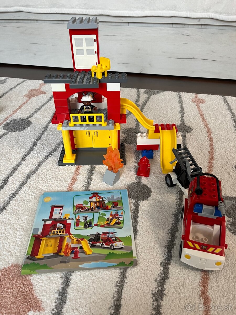Lego DUPLO hasičská stanica