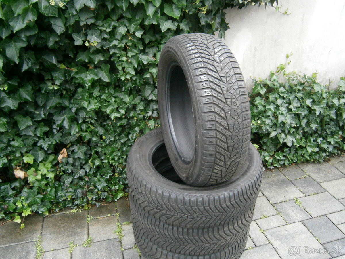 Predám 4x zimné pneu YOKOHAMA 225/60 R18 100HXL