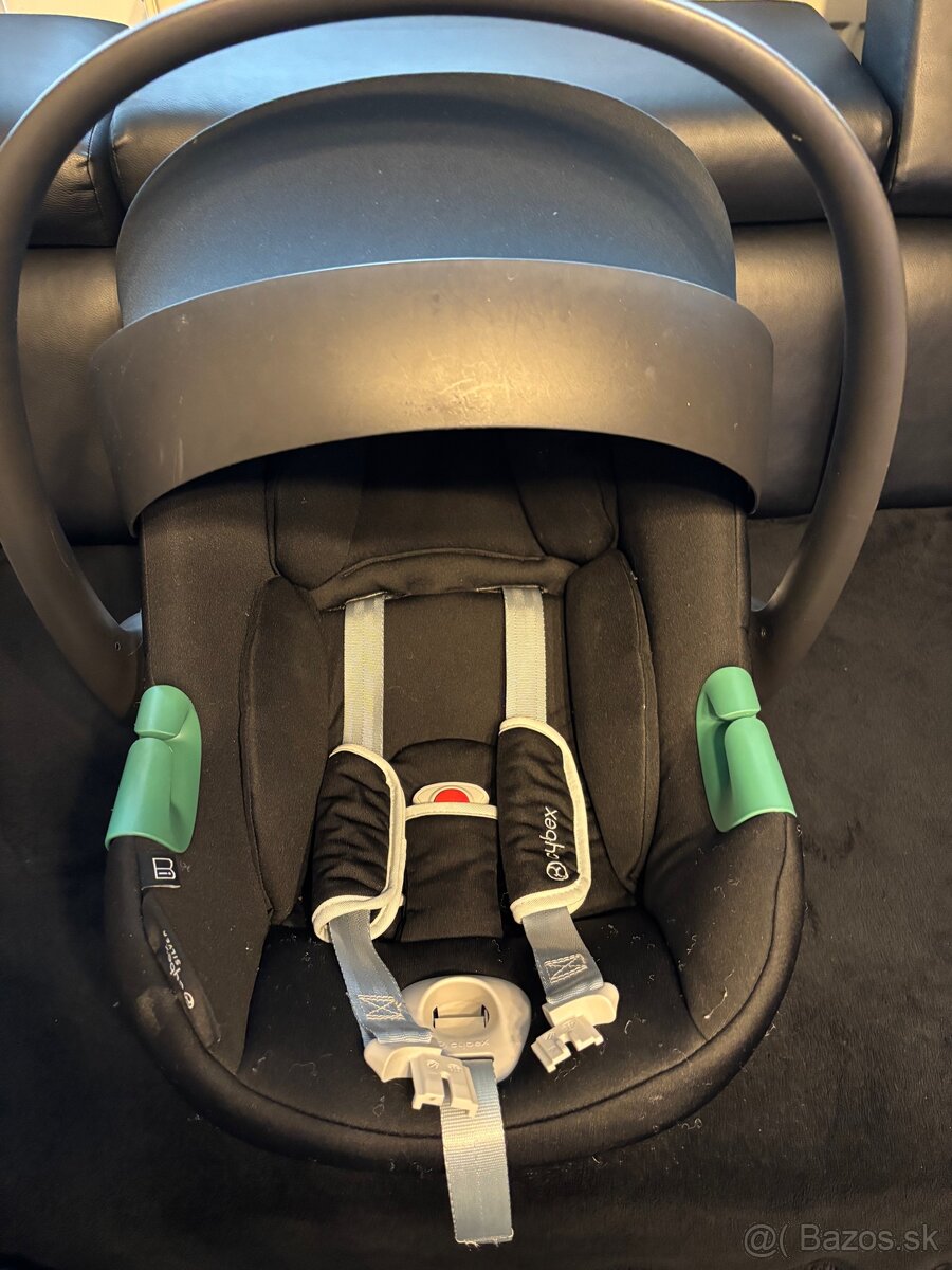 CYBEX Aton B2 i-Size