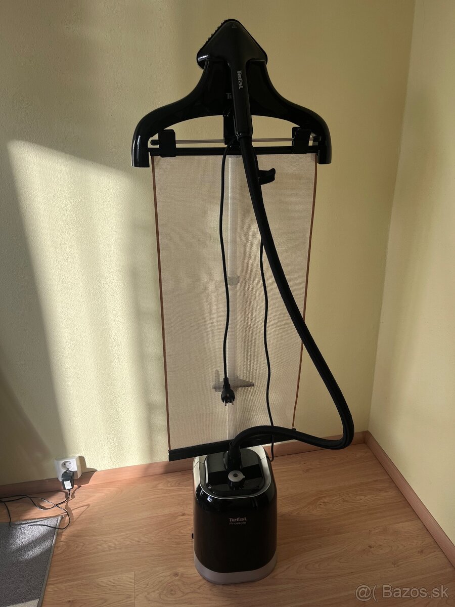 Naparovacia žehlička Tefal PRO Style