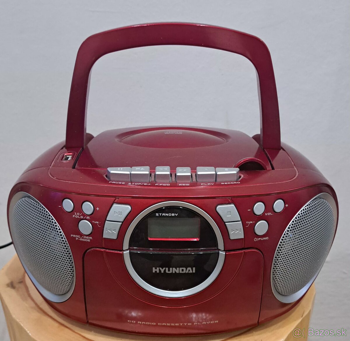 Hyundai Rádiomagnetofón s CD TRC 788 AU3RS