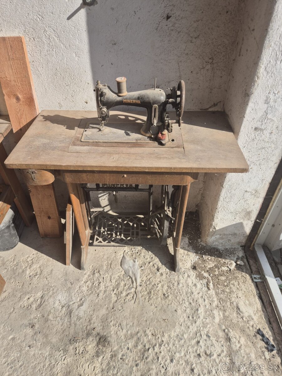 Šijaci stroj Minerva