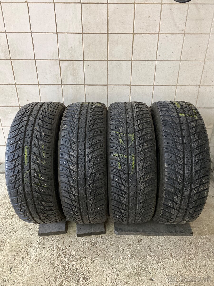 Zimne pneu 225/60R17