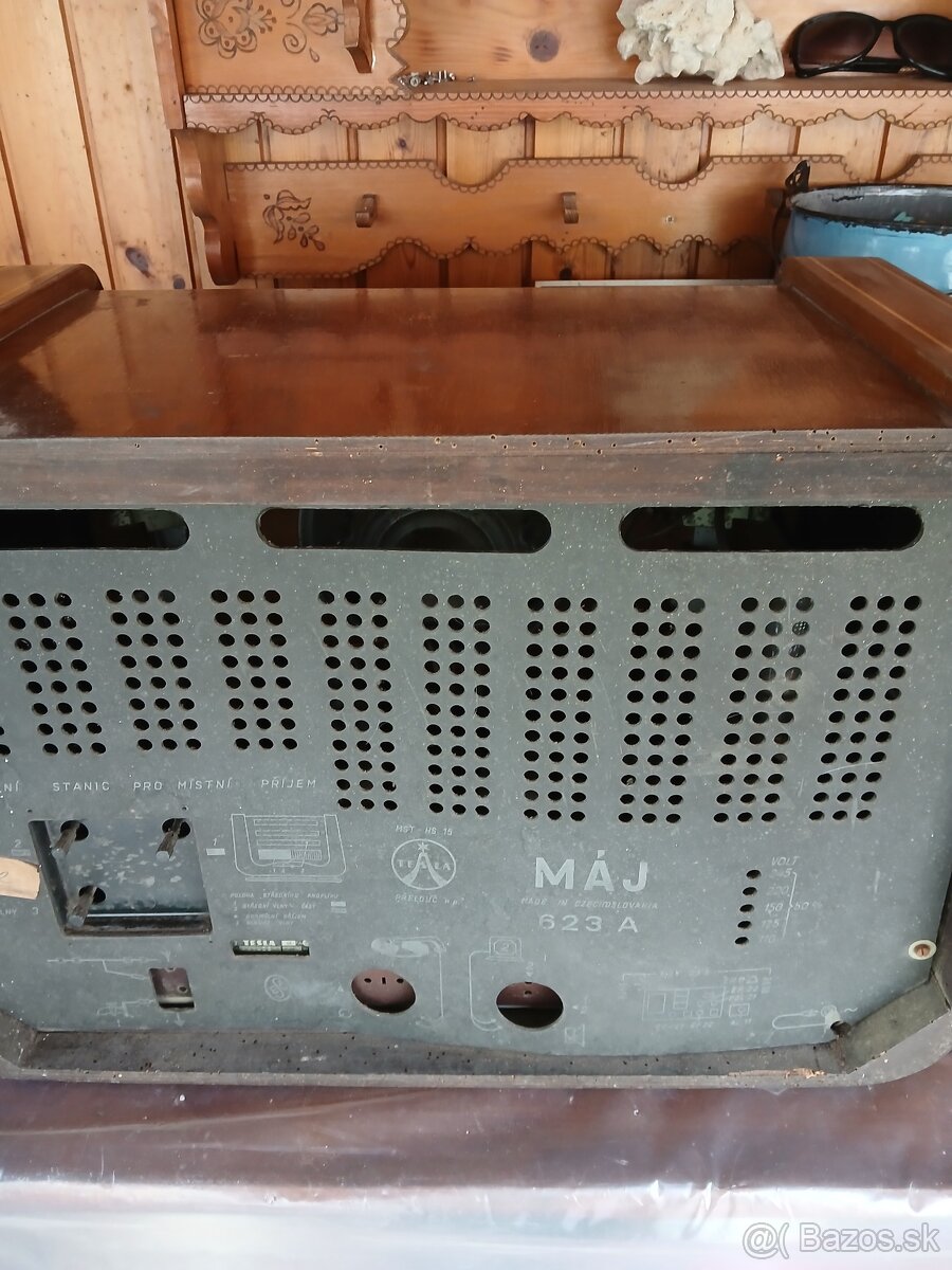 Staré rádio.