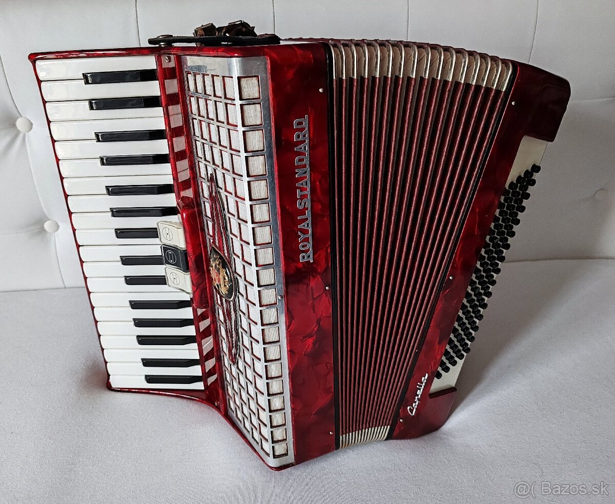 Predam akordeon ROYAL Standard 80 bas.
