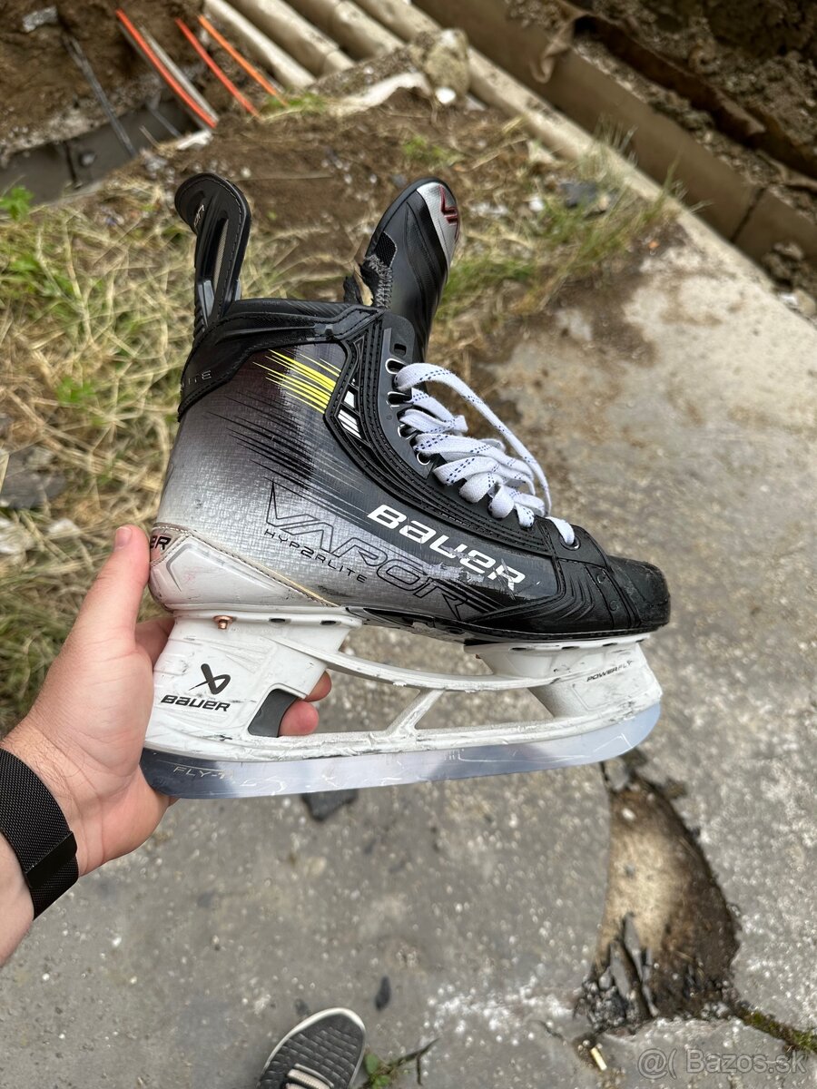Korcule Bauer Vapor Hyperlite 2
