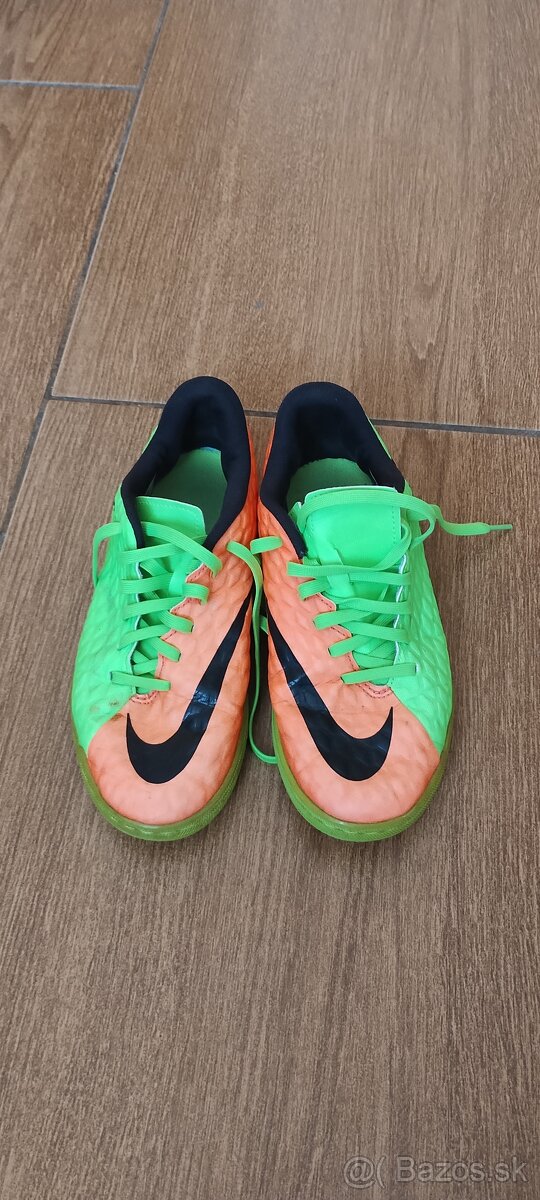 Predám detské tenisky Nike č.36,5