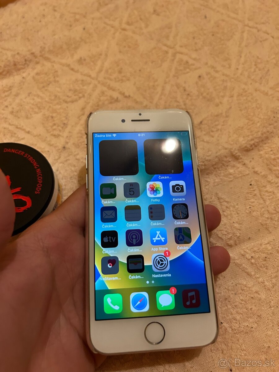 Predám iPhone 8 64GB