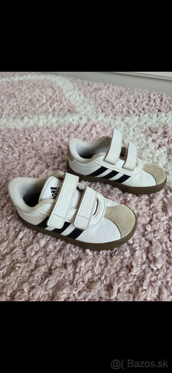 Adidas tenisky velkost 25