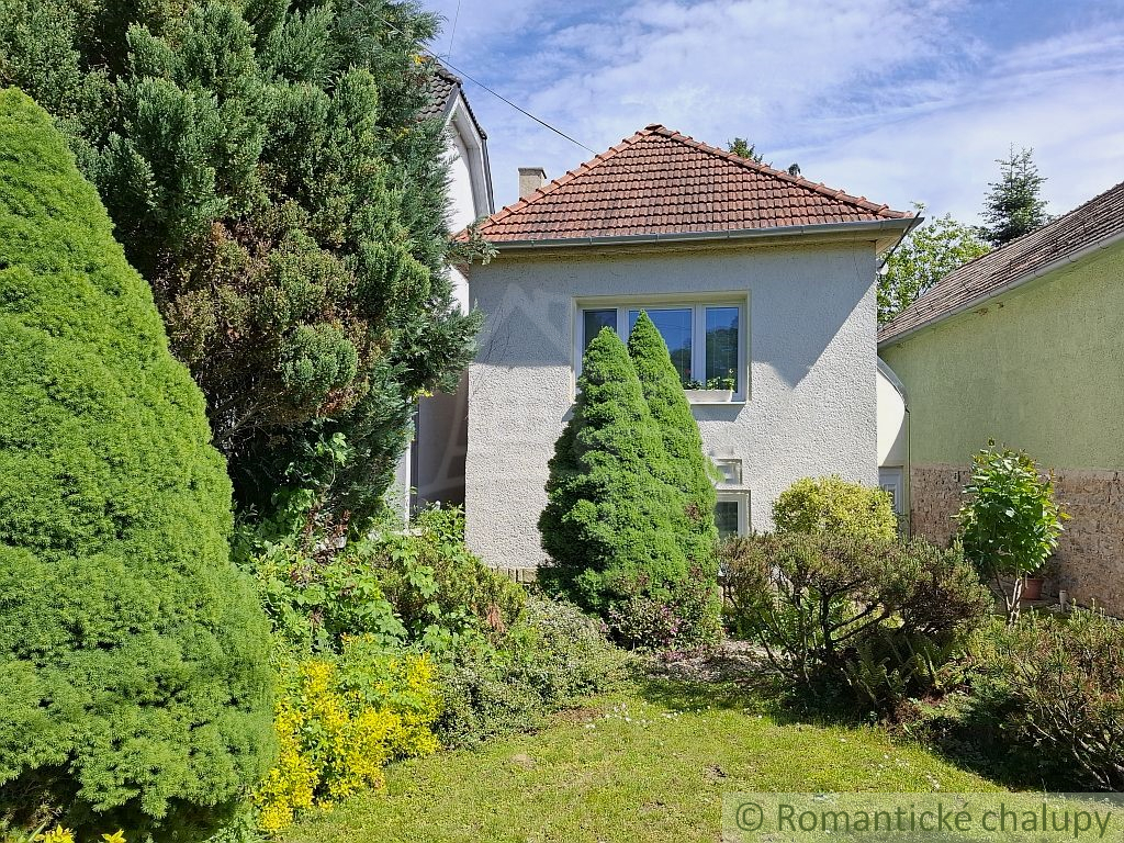 NOVÁ CENA - Útulná chalupa v malebnej dedine blízko priehr