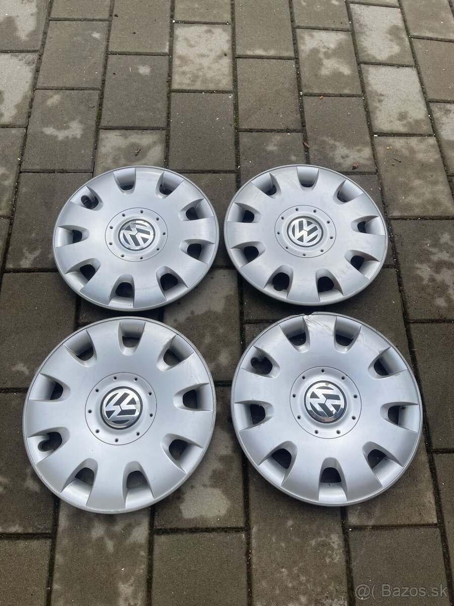 Puklice,kryty koles VW r16"