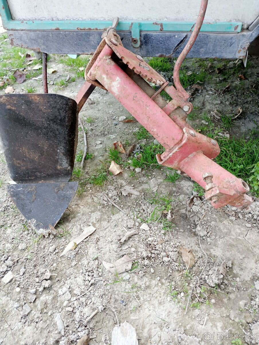 Predam pluh vyoravac