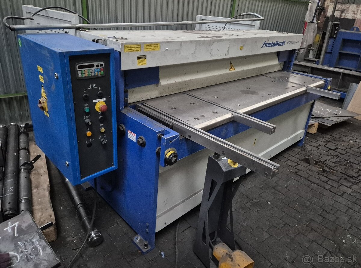 Elektrické nožnice a Ohýbačka plechu