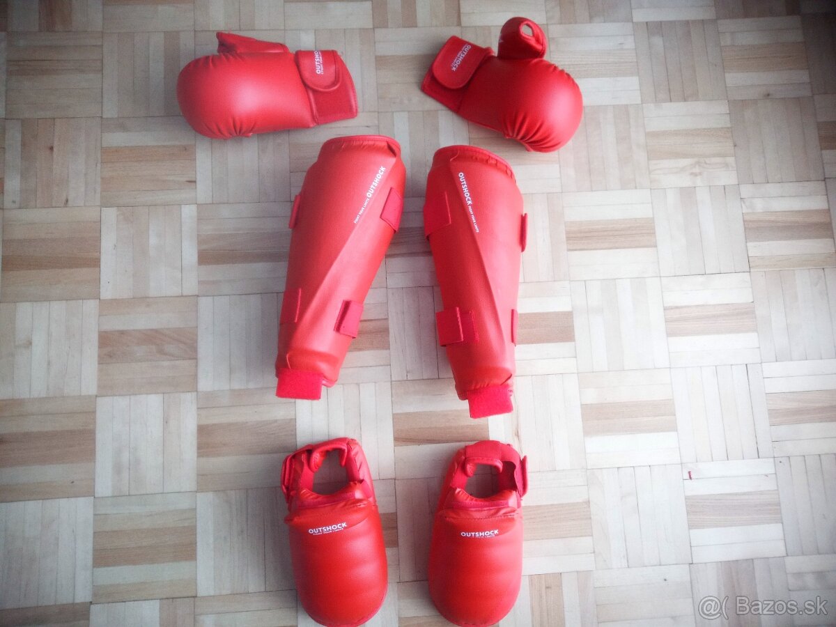 Predám detsku výbavu na karate