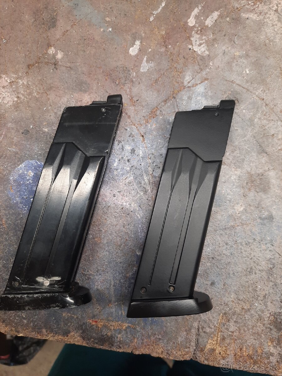 Zasobniky Mk 23