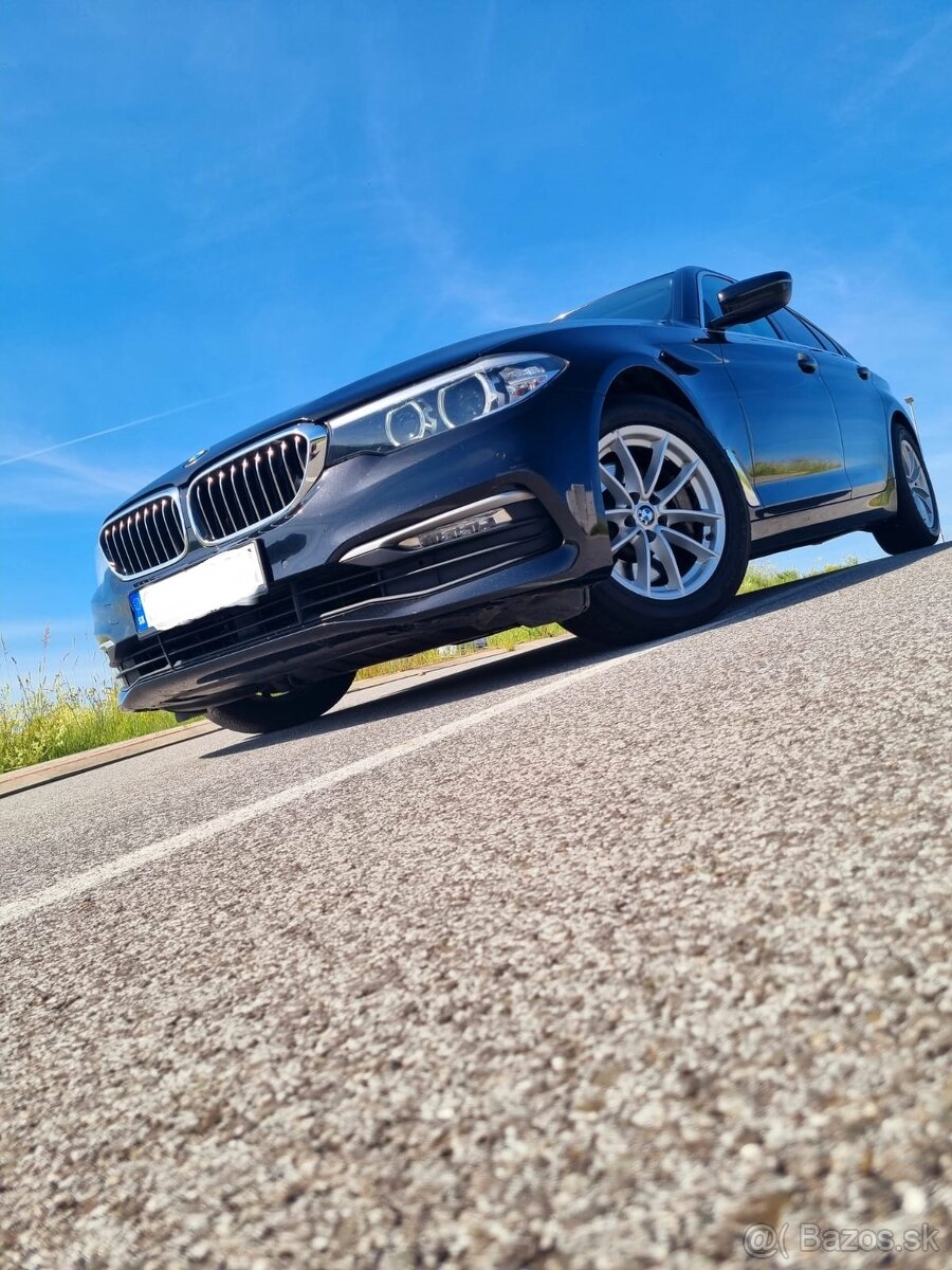 BMW rad 5 530d xDrive A/T
