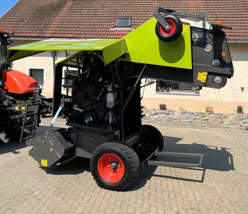 CLAAS Rollant 34 RC