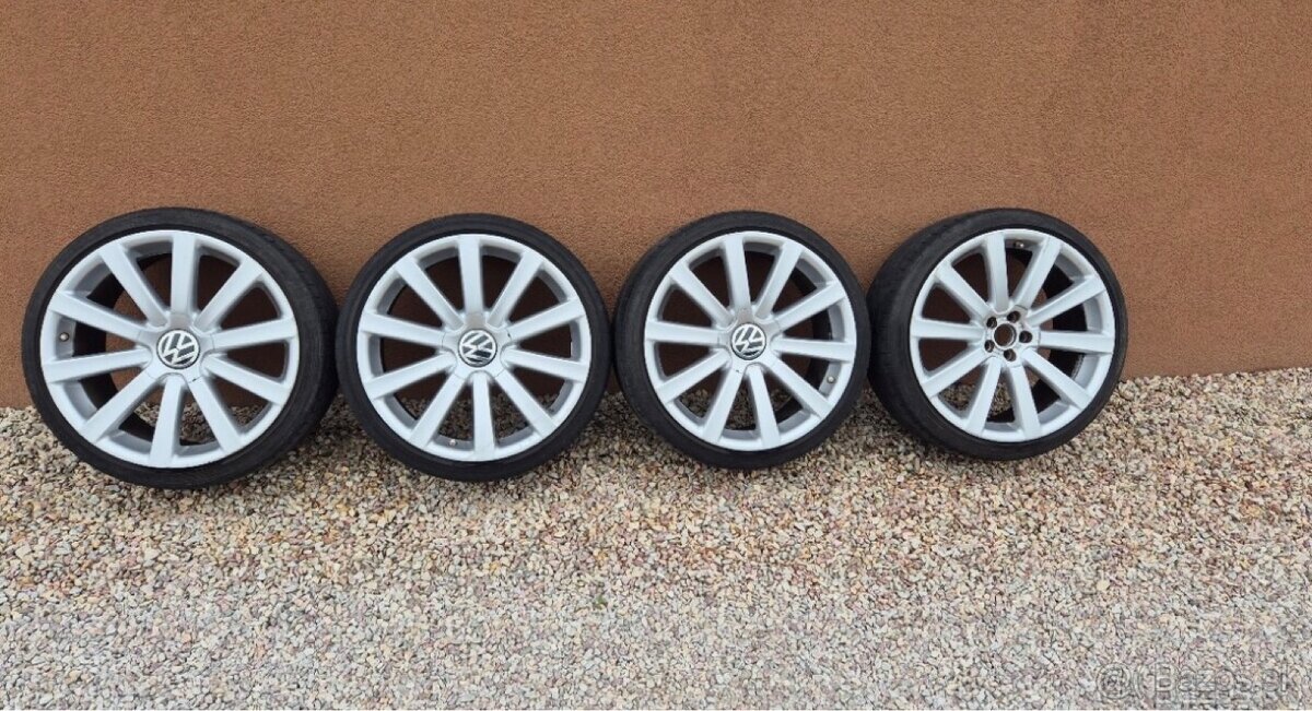 5x100 R19 ET 45 Omanyt Volkswagen