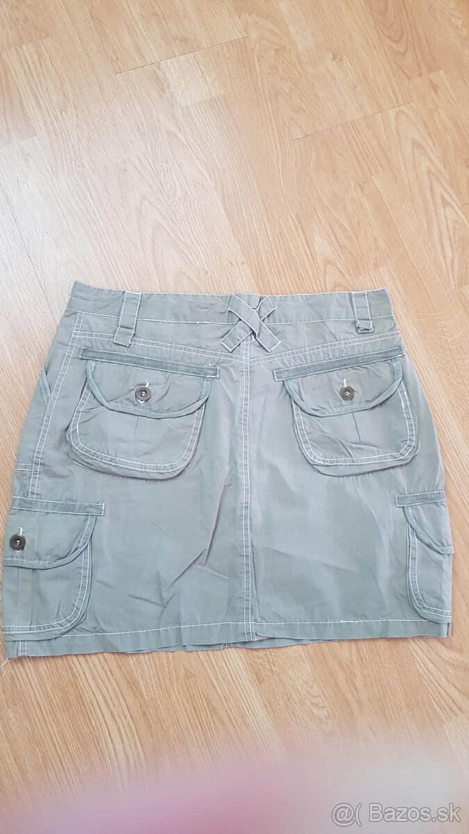Zelená kaki sukňa v. 40