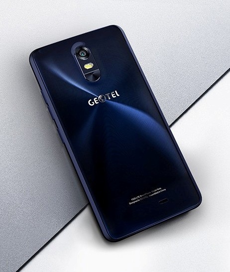 Predám 5,5 palcový GEOTEL 4G LTE.