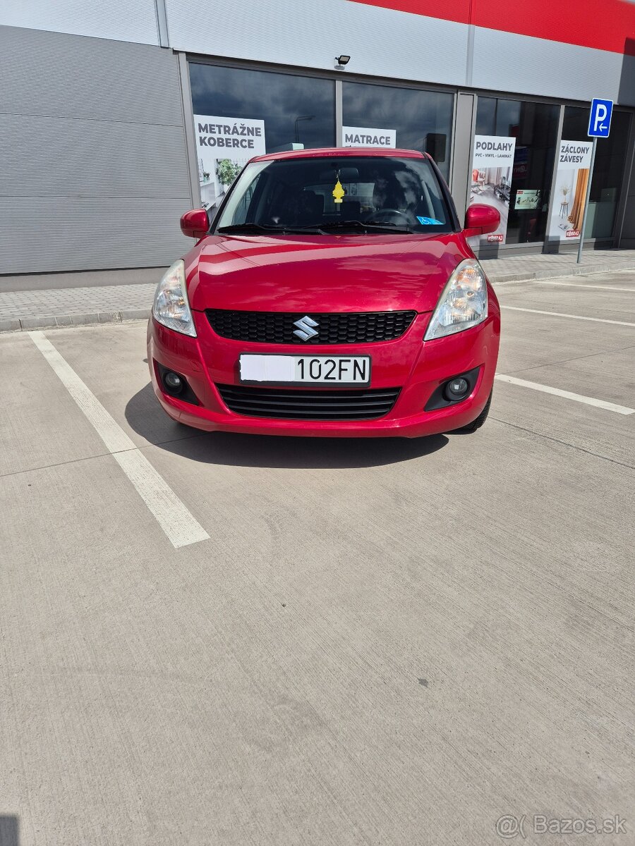 Suzuki Swift 1,2 69 kW LPG. Km 206000