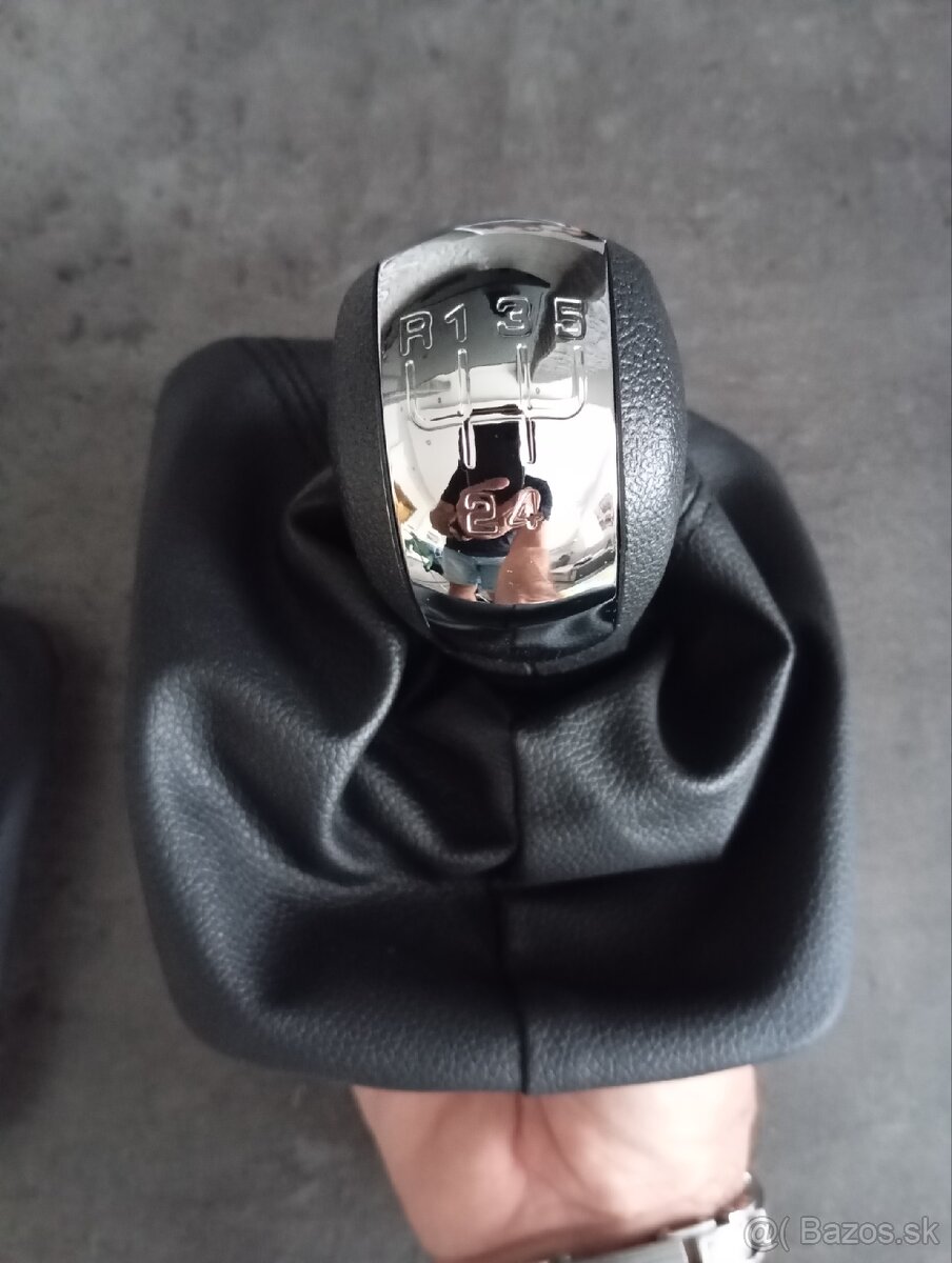 Škoda Octavia 2, 5 rýchl. radiaca páka