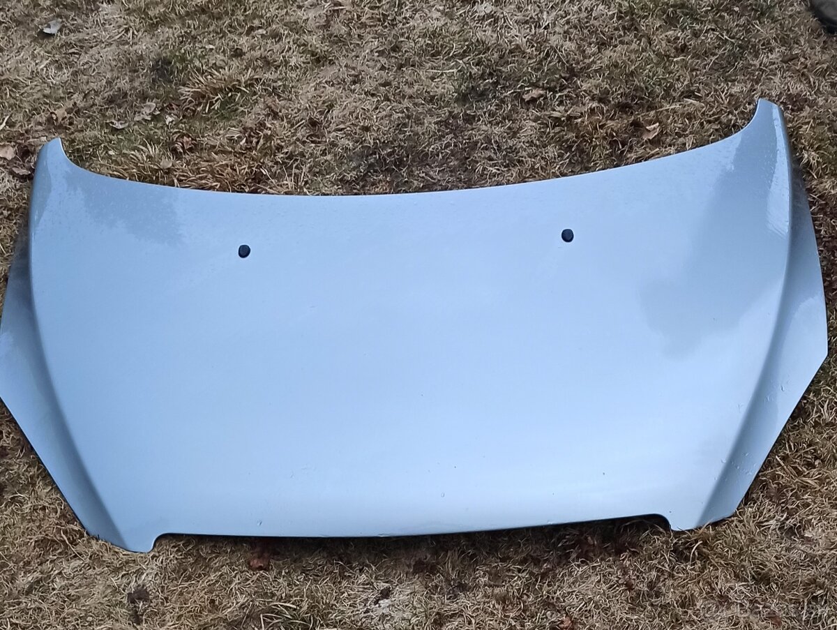 Peugeot 307 SW - Predna kapota