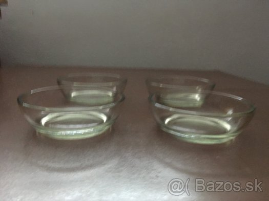 Sklenne misky