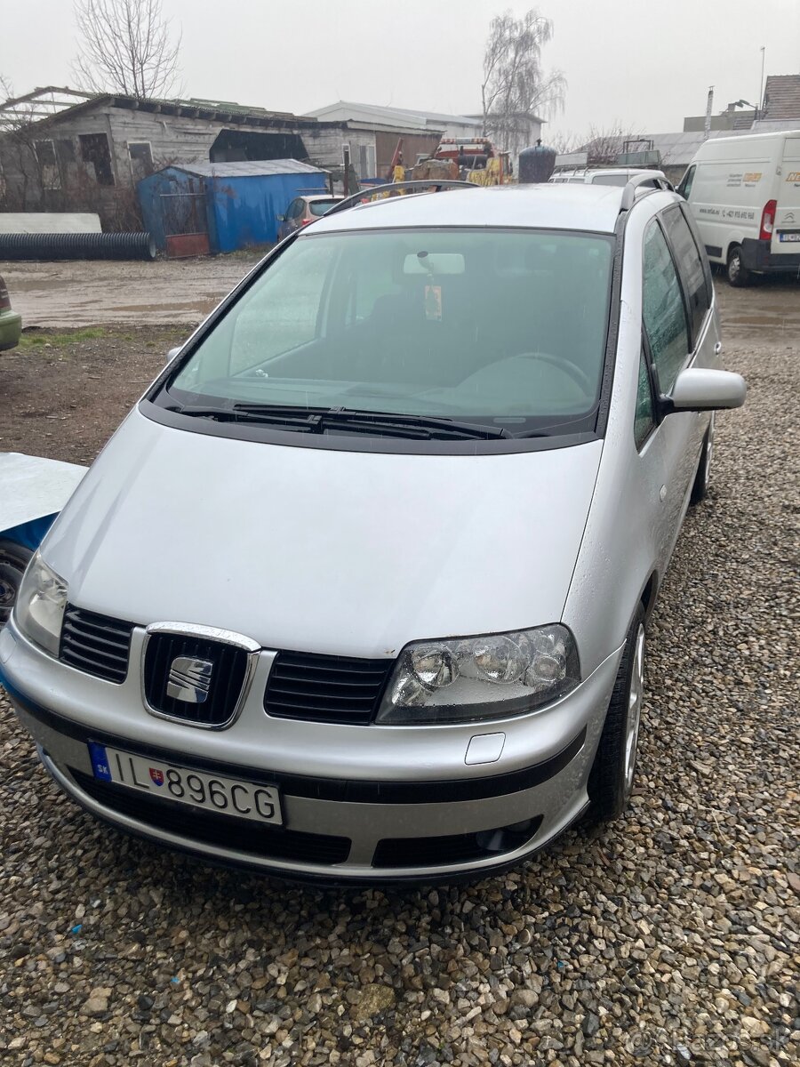 Seat Alhambra
