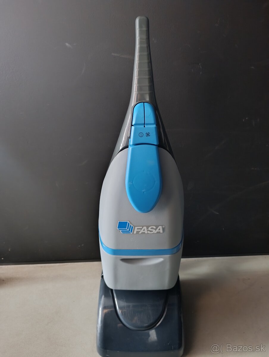 podlahový čistiaci stroj Fasa A0 30