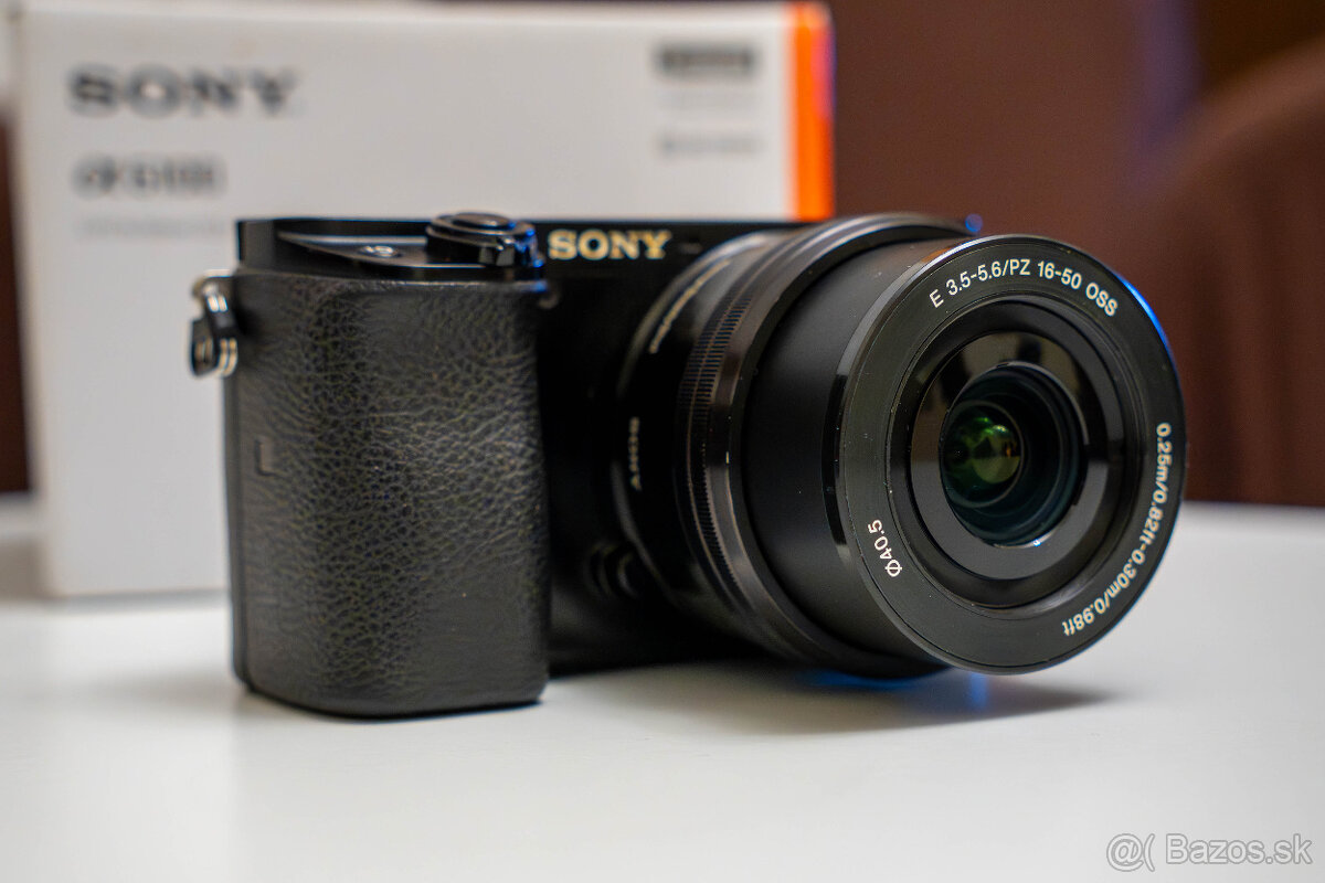 Sony a6100 + 16-50mm OSS + príslušenstvo