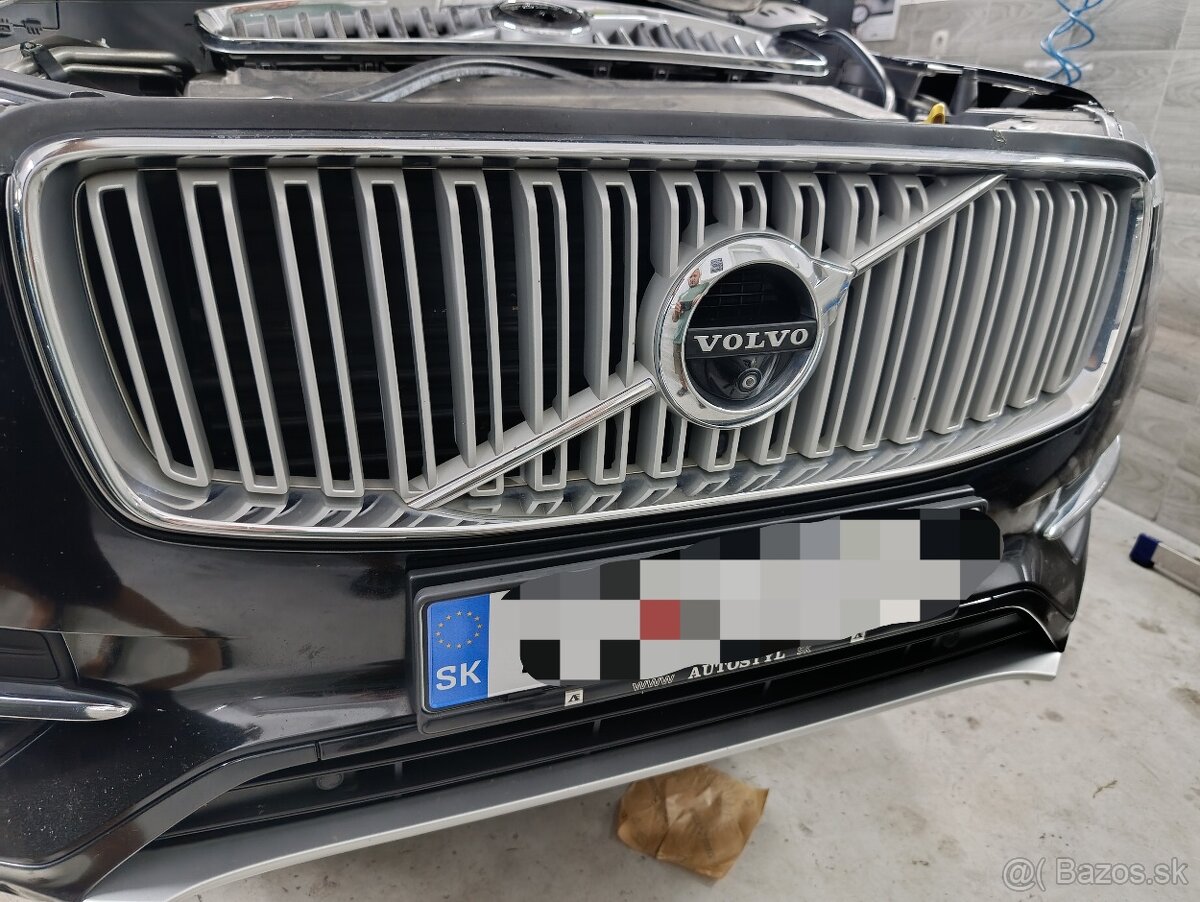 Volvo XC90 predná maska